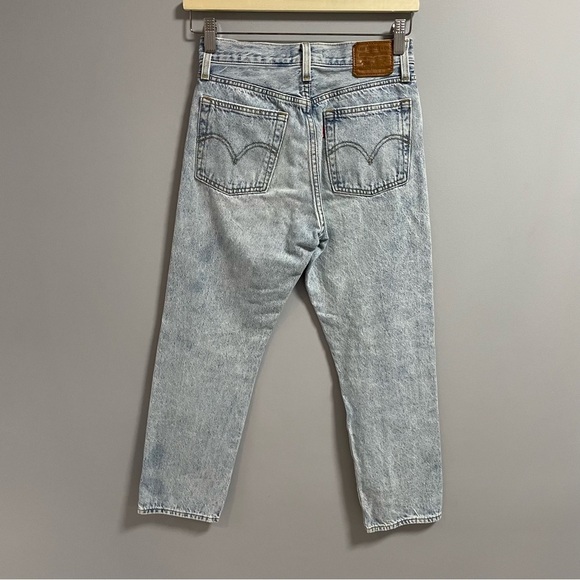 Levi's Wedgie Straight Jeans - Picture 2 of 6
